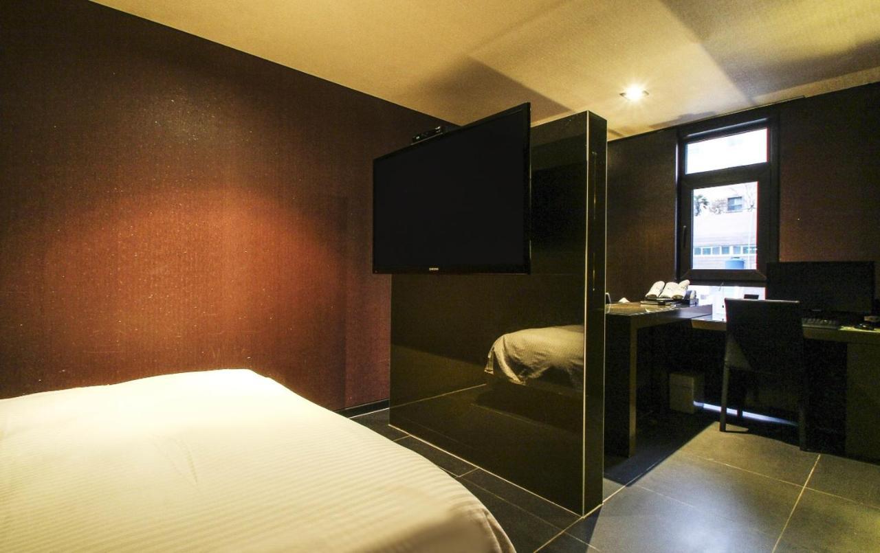 Haeundae Yeoubi Hotel Μπουσάν Εξωτερικό φωτογραφία